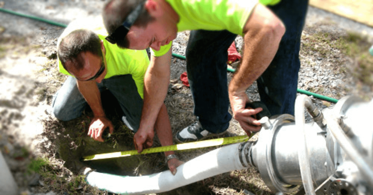 Trenchless sewer repair contractor